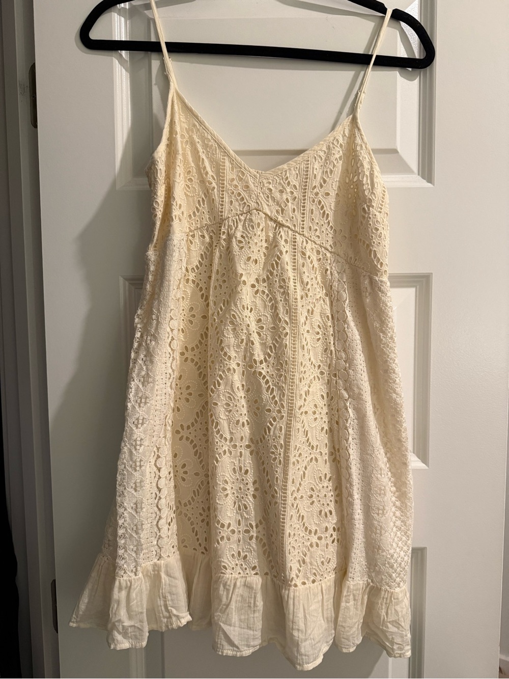American Eagle Cream Crochet Lace Spaghetti Strap Sundress